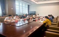 芜湖市弋江区常务副区长高翔、中城盟执行总裁贺明田等一行九人应邀赴常高新集团考察”管委会+公司”市场改革转型经验